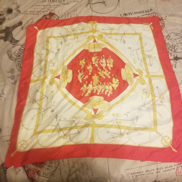 Womens scarf - Picture 1 of 5